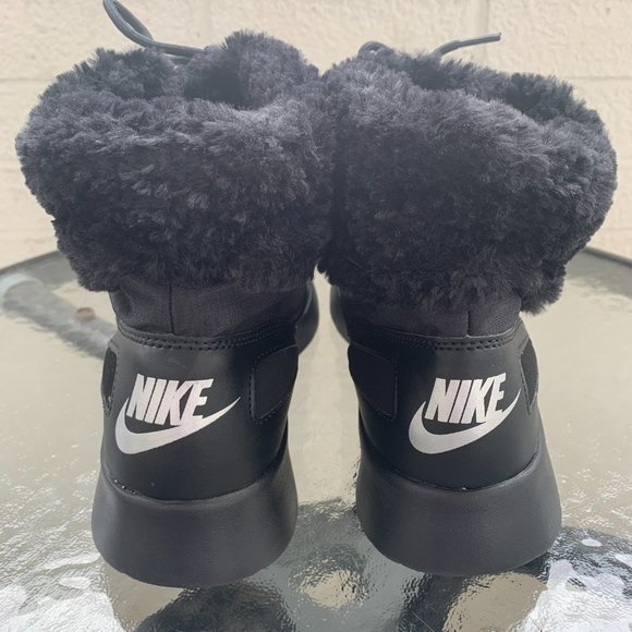 ✔︎ Nike Women's Kaishi Winter Boots - Picture 3 of 7